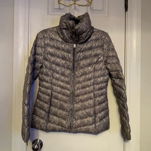 Jessica Simpson Puffer Gray & White Jacket Size S - Picture 1 of 5